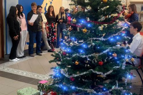 Vánoce v SŠO, Husova ČB